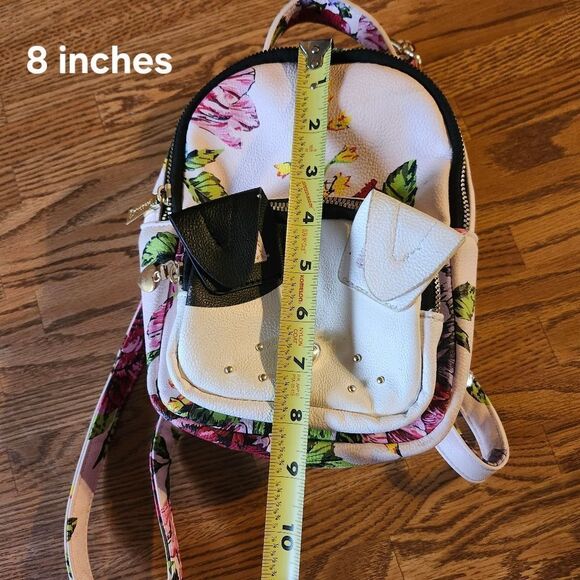 BETSEY JOHNSON Floral Puppy Mini Backpack GARDEN GIRL - Picture 5 of 6